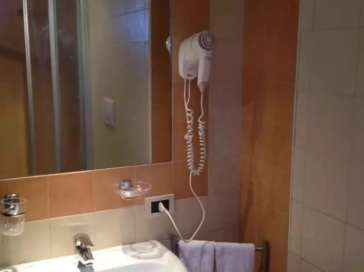 Villa Greta Hotel Rooms & Suites