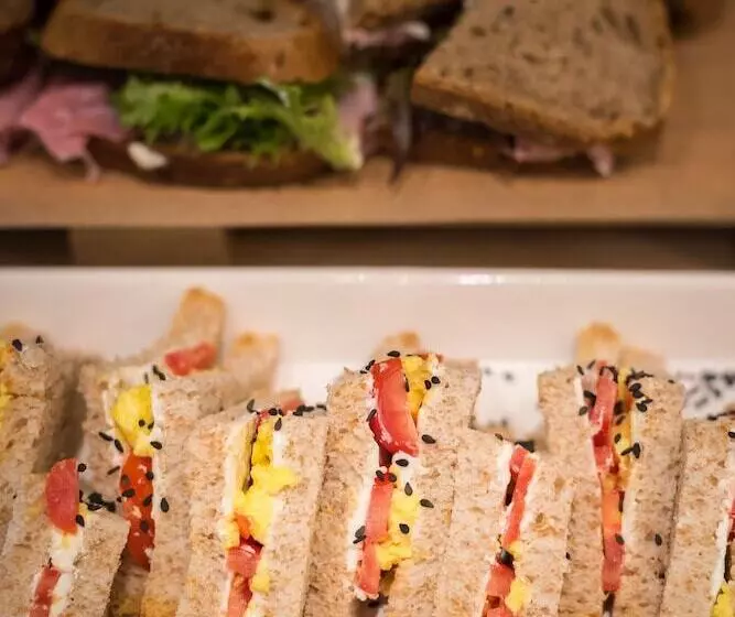 Hotelli Villa Rosa Riviera