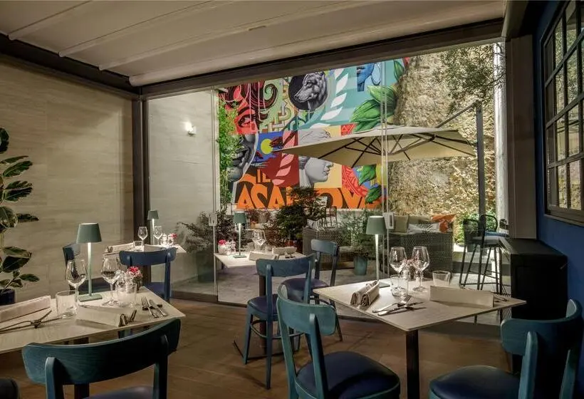 The Spring House Hotel Rome Vatican, Tapestry Collection Hilton