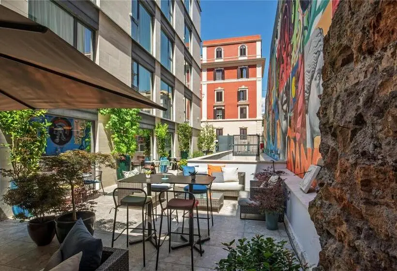 The Spring House Hotel Rome Vatican, Tapestry Collection Hilton