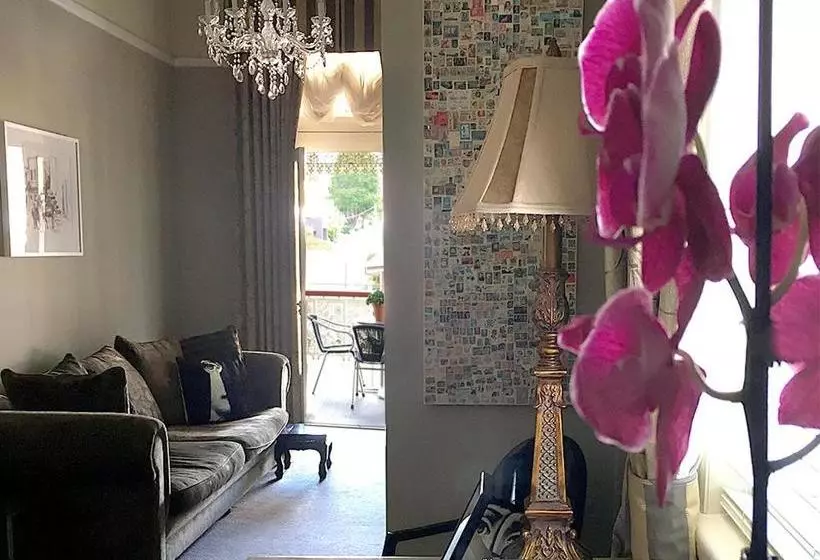 Hotel The Empyre Boutique