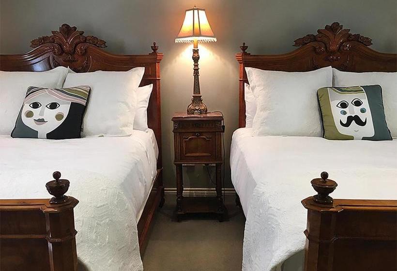 ホテル The Empyre Boutique