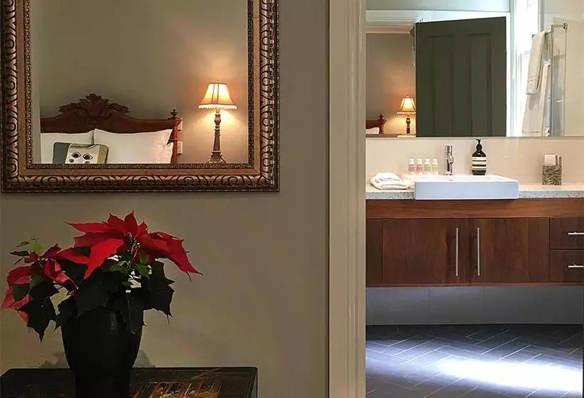 Hotel The Empyre Boutique