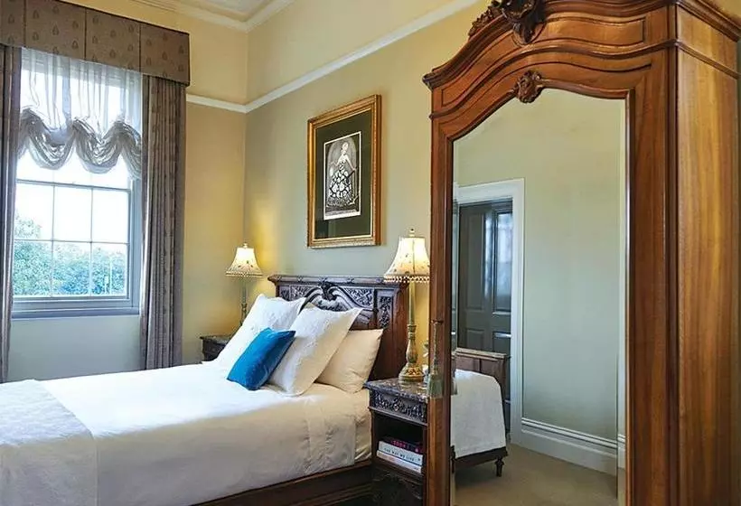 Hotel The Empyre Boutique