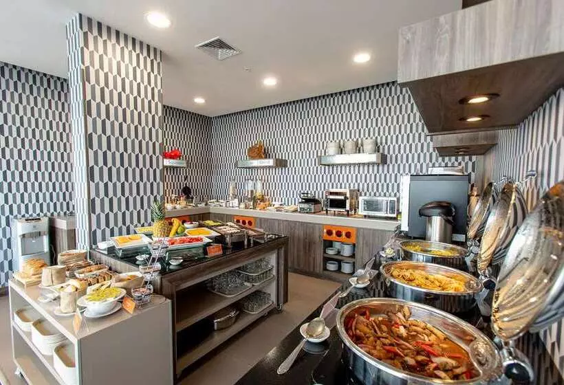 هتل Hampton By Hilton Lima San Isidro