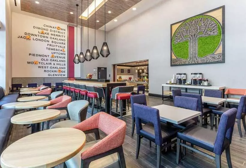 ホテル Hampton Inn Oakland Downtown City Center