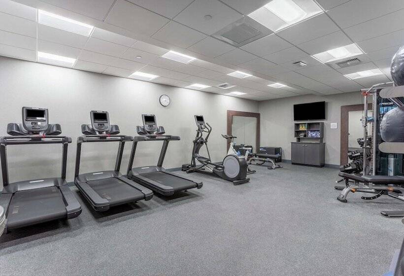 فندق Hampton Inn Oakland Downtown City Center