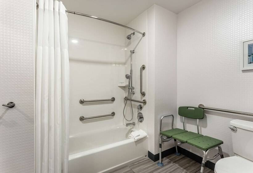 فندق Hampton Inn Oakland Downtown City Center