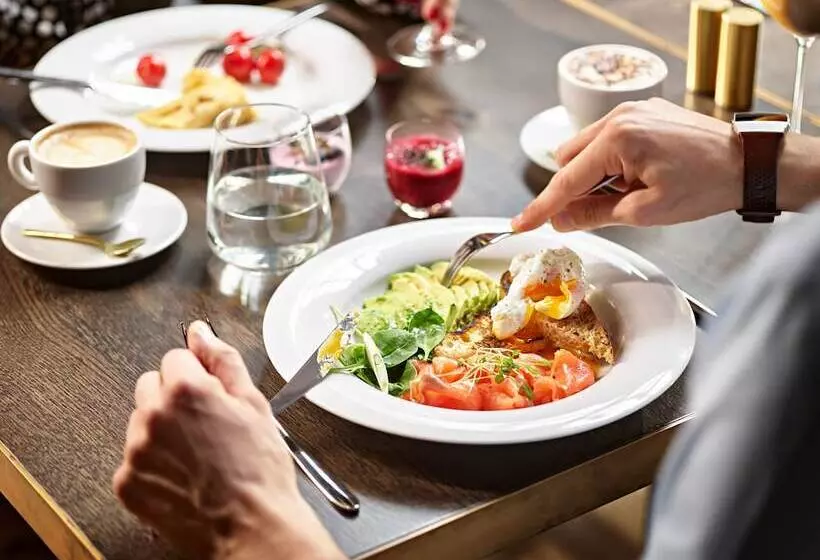 ホテル Mövenpick Zagreb