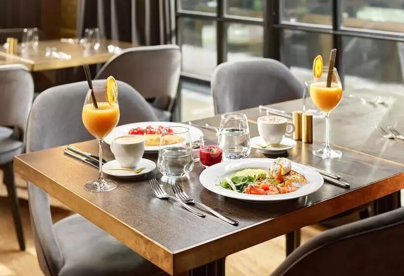 ホテル Mövenpick Zagreb