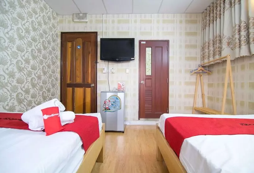هتل Reddoorz @ Pham Ngu Lao Street 4
