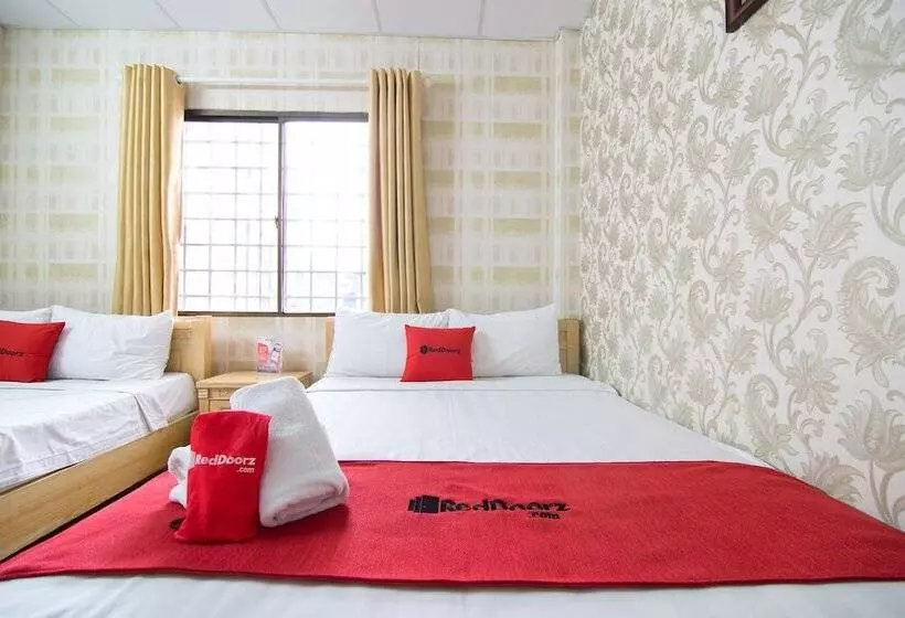 هتل Reddoorz @ Pham Ngu Lao Street 4