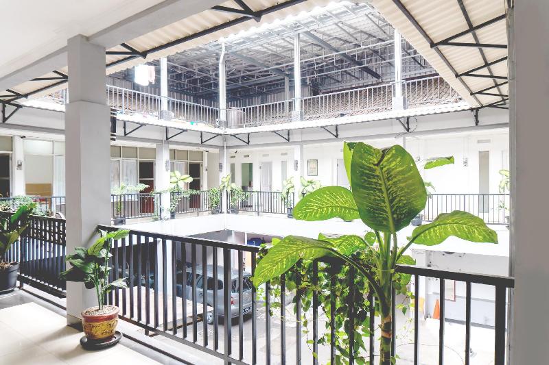 Otel Sukaraja Residence By Oyo Rooms