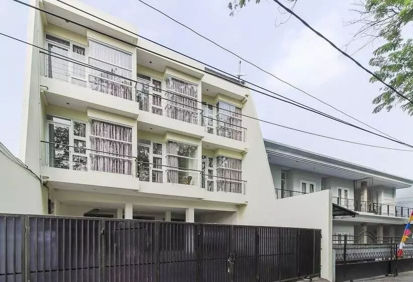 ペンション Reddoorz Near Pancoran