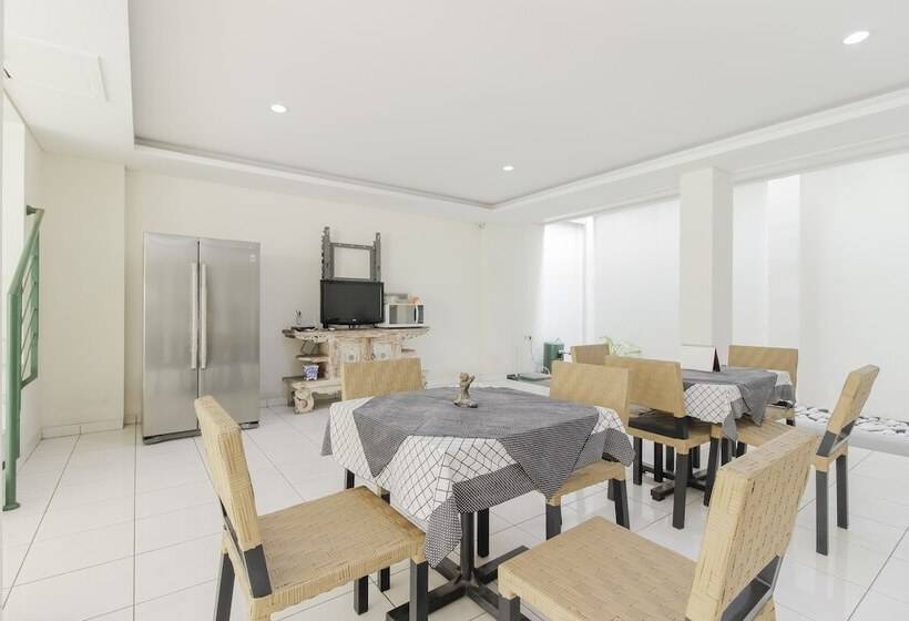 פנסיון Reddoorz Near Pancoran