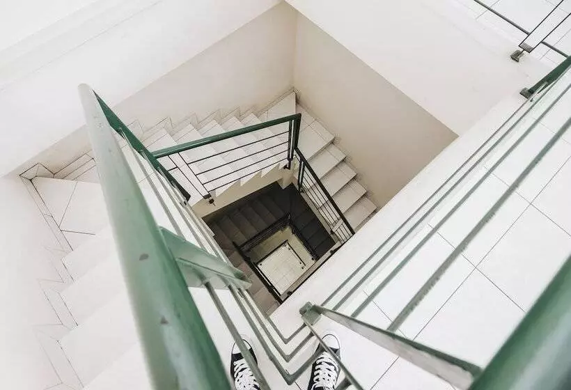 ペンション Reddoorz Near Pancoran