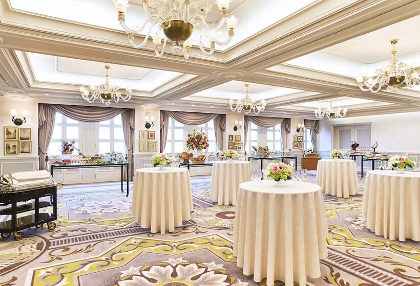 בית מלון כפרי Hankyu International