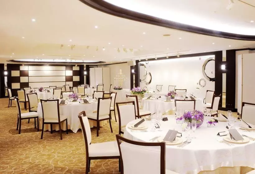 호텔 Hiroshima Kokusai