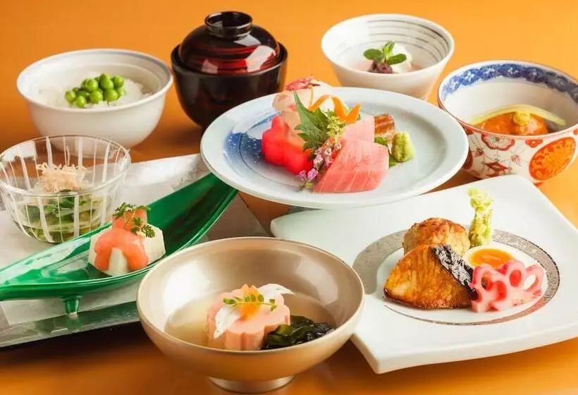 Отель Shin Yokohama Prince