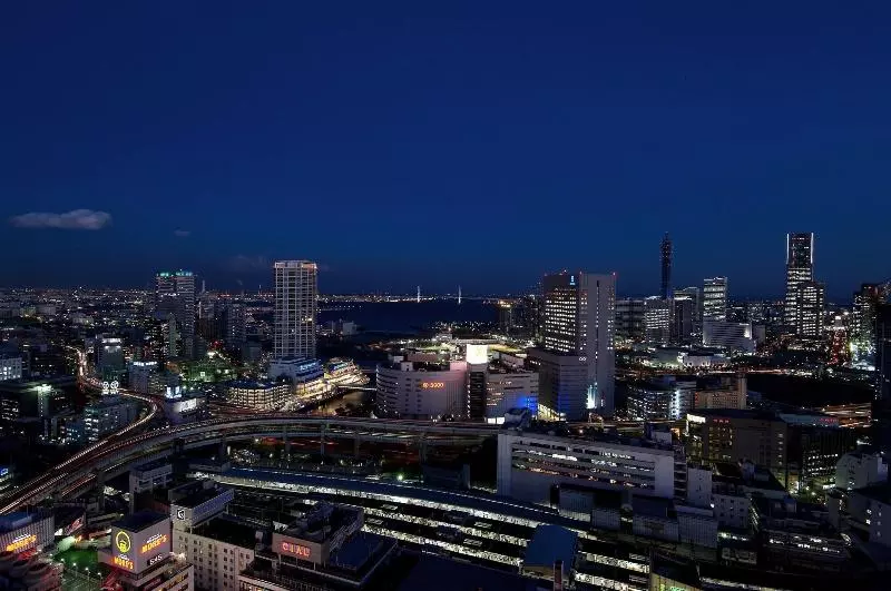 هتل Yokohama Bay Sheraton And Towers