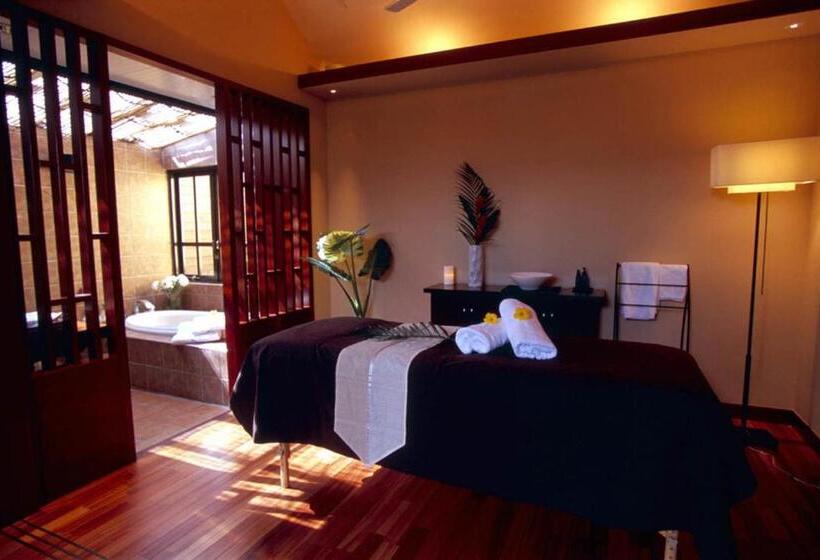 Okuma Private Beach & Resort