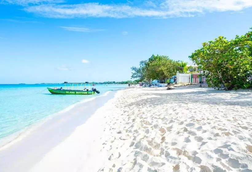 Shields Negril Villas Ltd