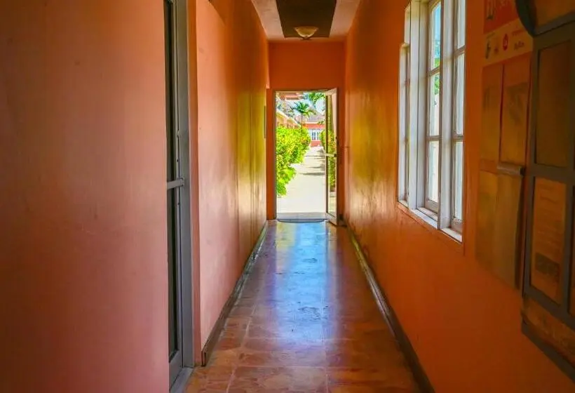 Shields Negril Villas Ltd