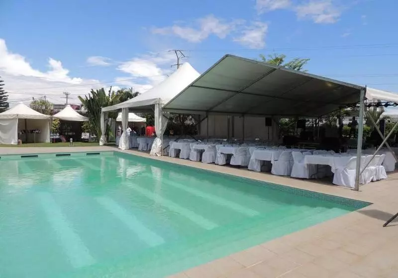 هتل Ibis Antananarivo Ankorondrano