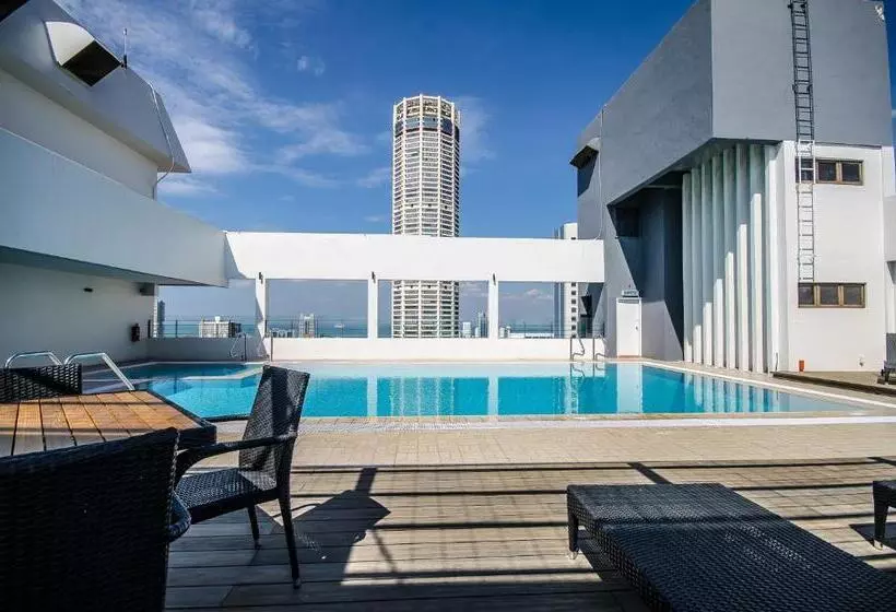 Отель Neo+ Penang By Aston