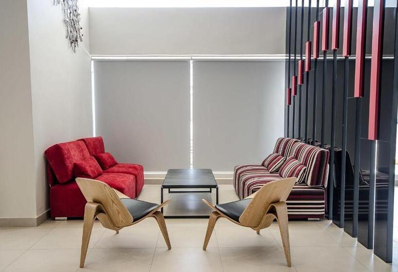 فندق Neo+ Penang By Aston