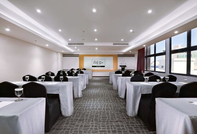 فندق Neo+ Penang By Aston