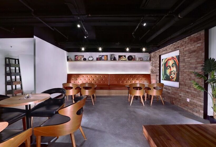 فندق Neo+ Penang By Aston