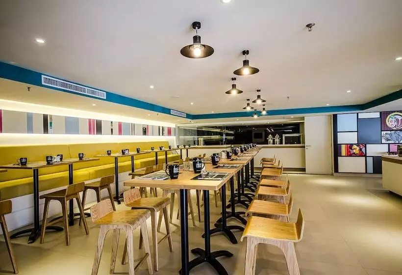 Отель Neo+ Penang By Aston