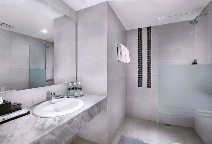 Отель Neo+ Penang By Aston