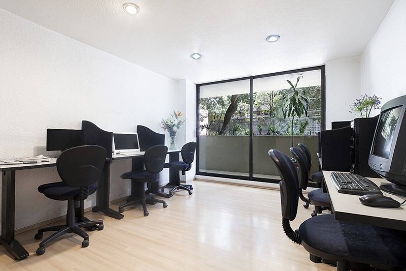 ホテル Exe Suites San Marino