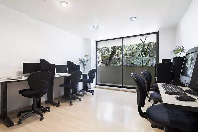 هتل Exe Suites San Marino