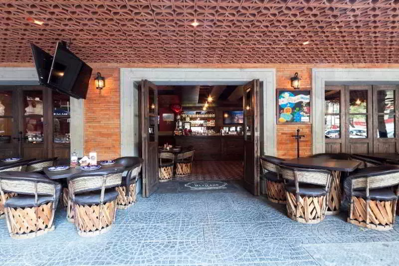 هتل Exe Suites San Marino