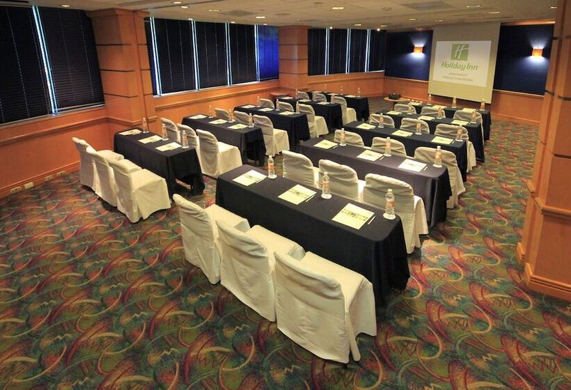 Hotel Holiday Inn Monterrey Parque Fundidora, An Ihg