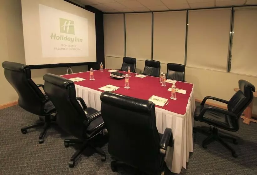 Отель Holiday Inn Monterrey Parque Fundidora, An Ihg