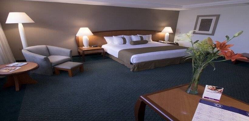 בית מלון כפרי Misión Toreo Centro De Convenciones