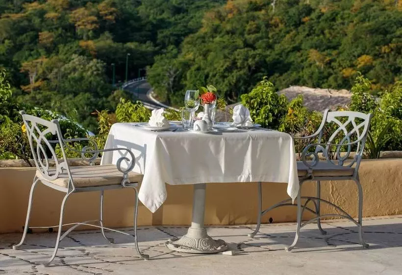 Отель Quinta Real Huatulco