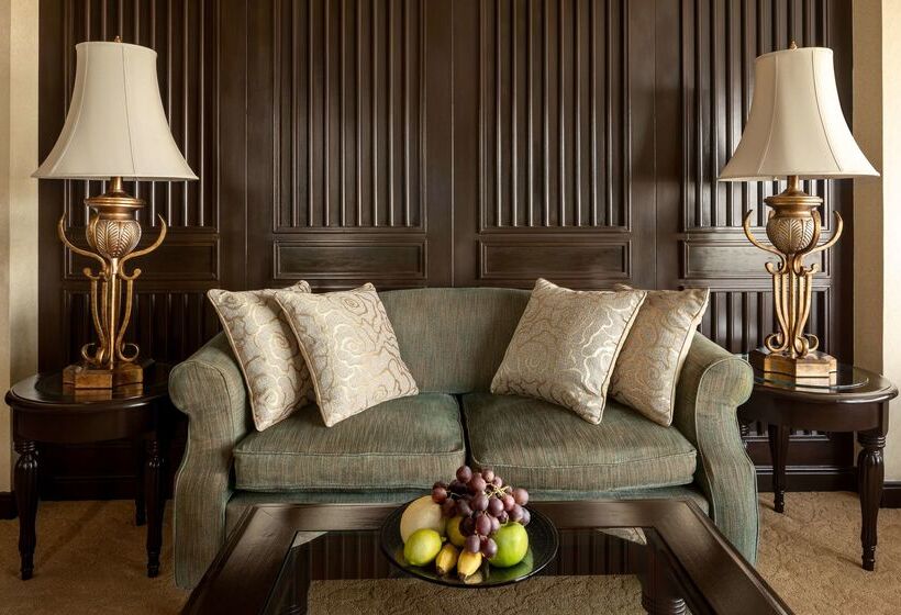 فندق Sule Shangrila, Yangon