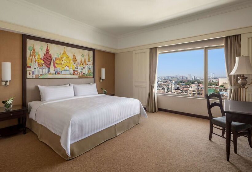 فندق Sule Shangrila, Yangon