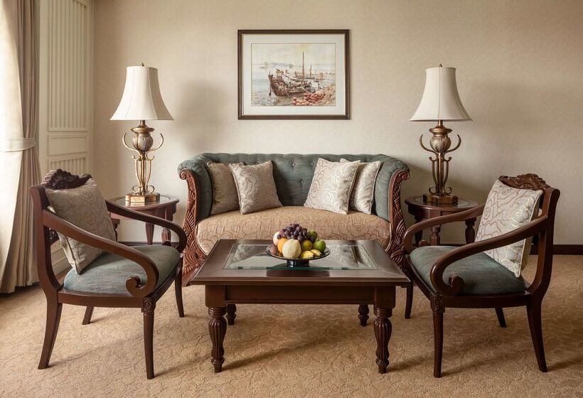 فندق Sule Shangrila, Yangon