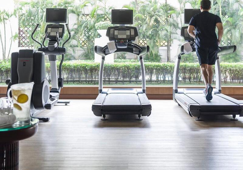 فندق Sule Shangrila, Yangon