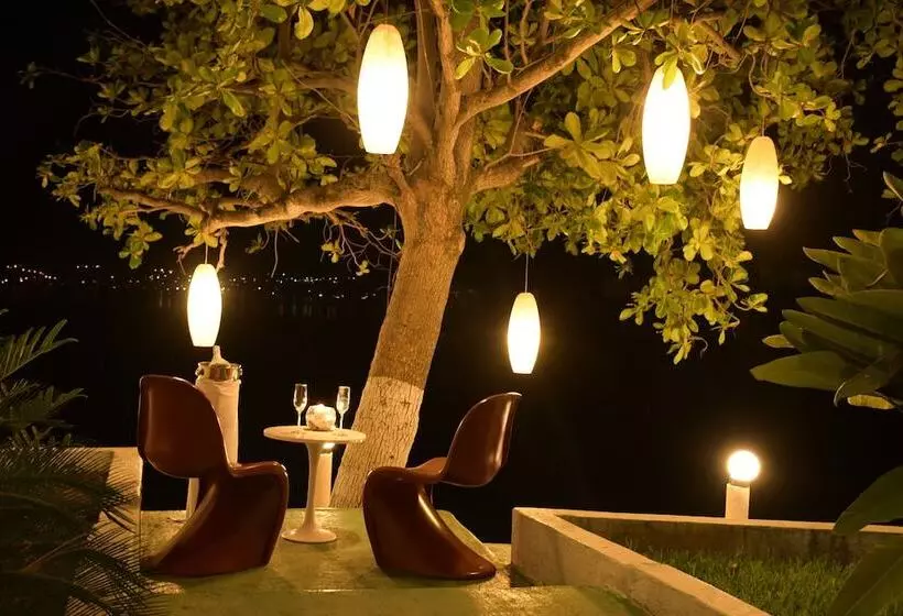 호텔 Villa Bejar Tequesquitengo