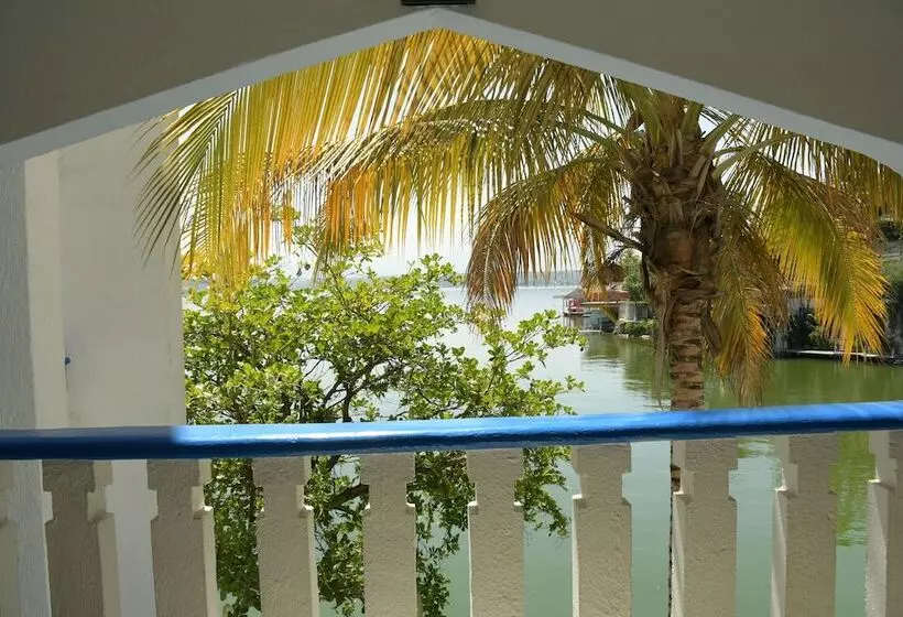 호텔 Villa Bejar Tequesquitengo