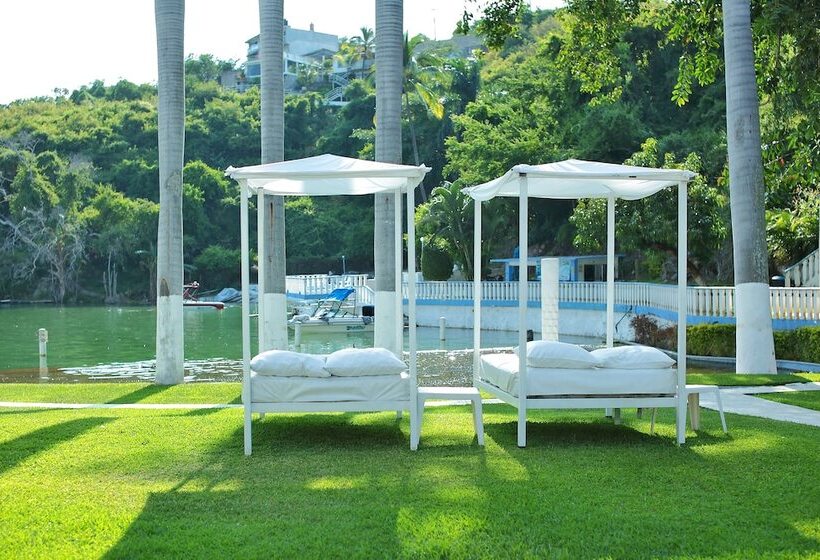 Szálloda Villa Bejar Tequesquitengo