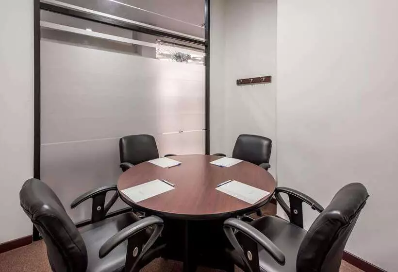 호텔 Wyndham Executivo Culiacan