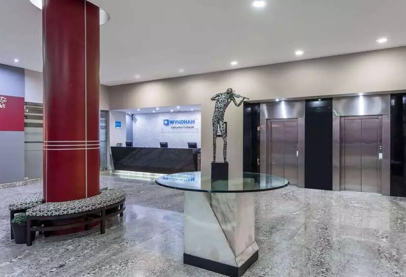 호텔 Wyndham Executivo Culiacan
